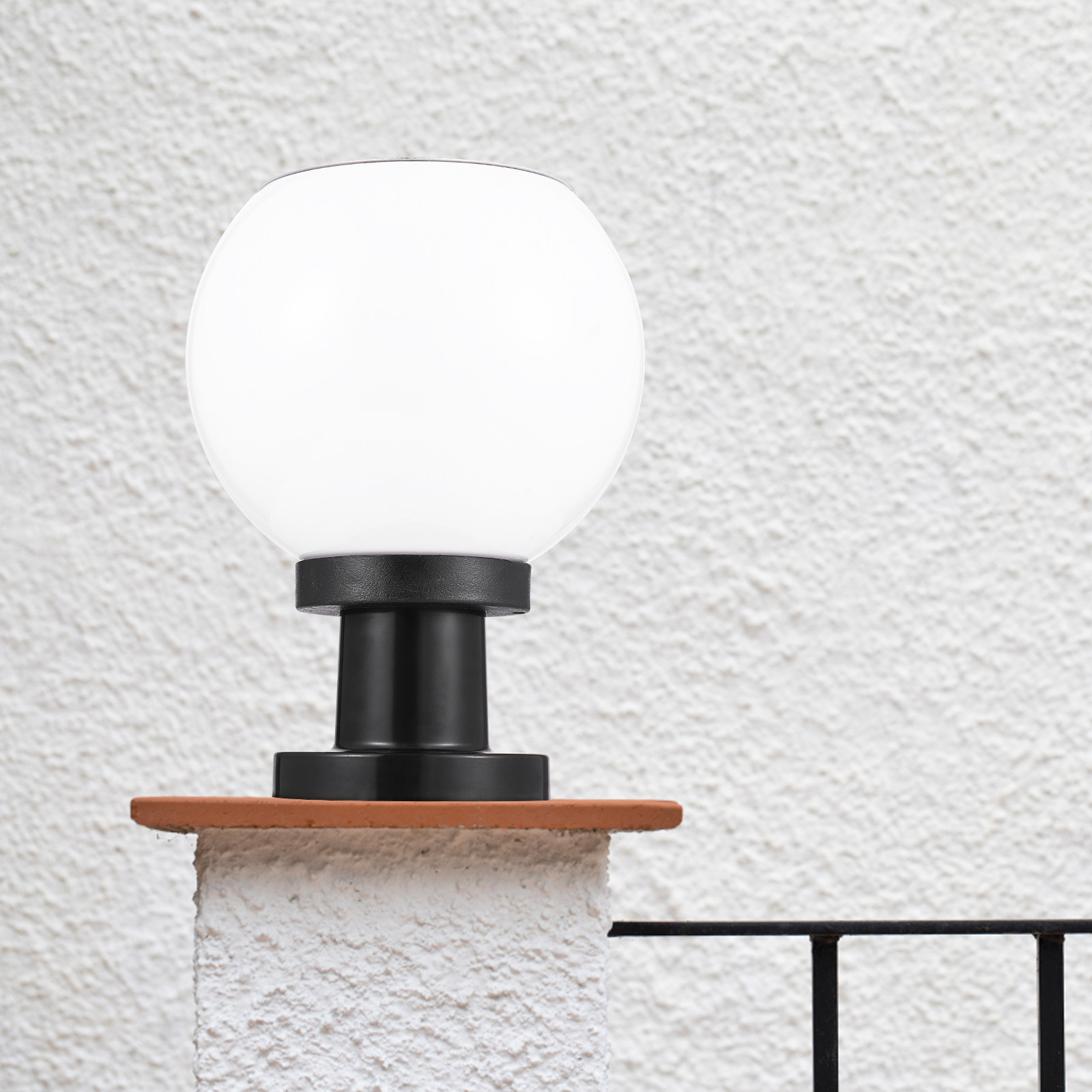 1 Solar Powered Round LED Wall - Solar Garden Light 评论和价格